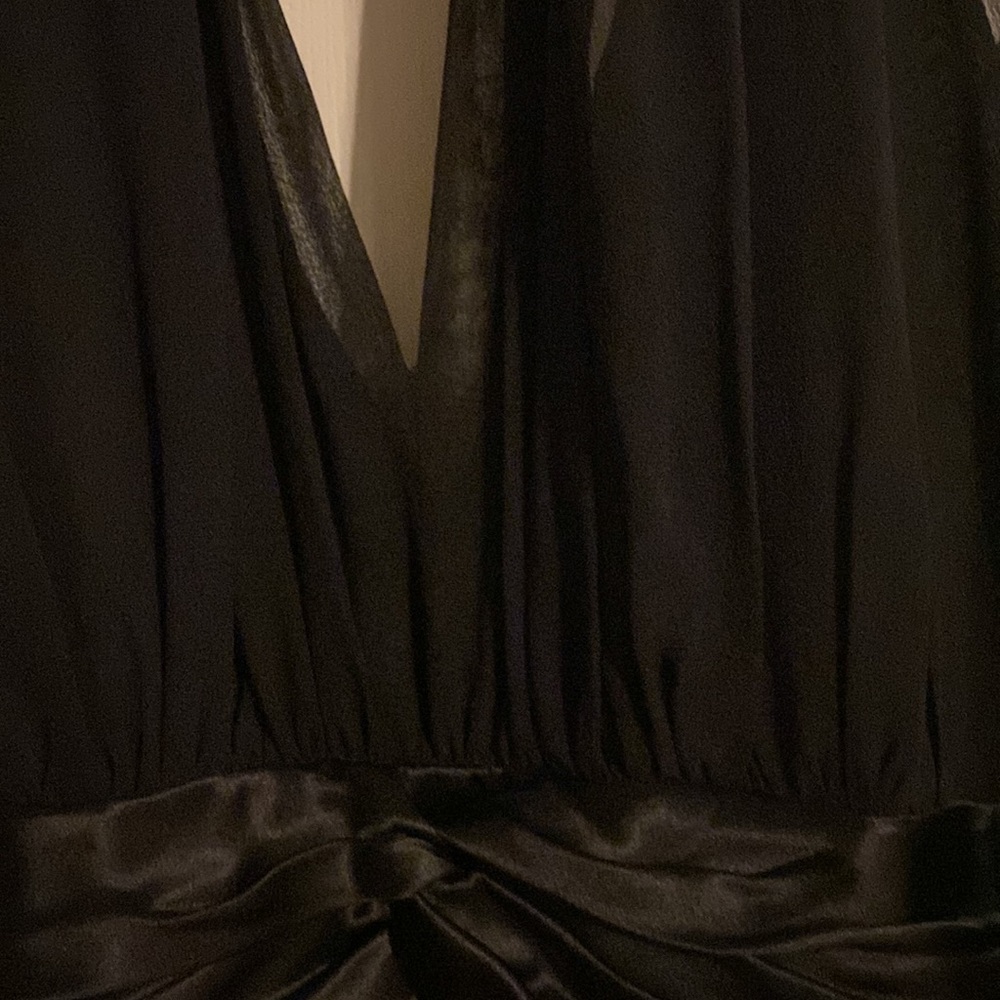 Maggy London Silk Over Satin Halter Dress Size 8 - Picture 3 of 10